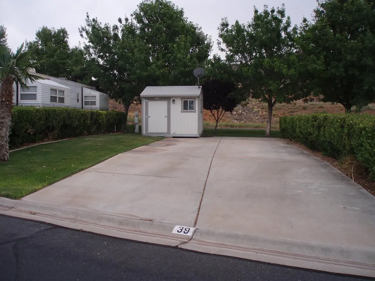 Studio, 3800 sqft, $550 — Photo 2