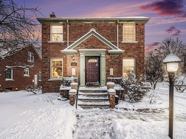 350 N Reginald St, Dearborn, MI 48124