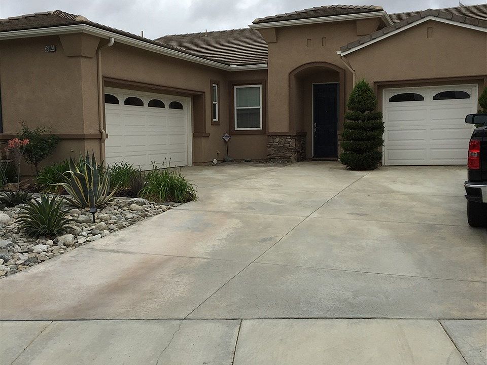 1st image of 36963 Persimmon Cir