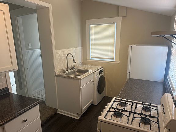 Galley kitchen with washer/dryer combo