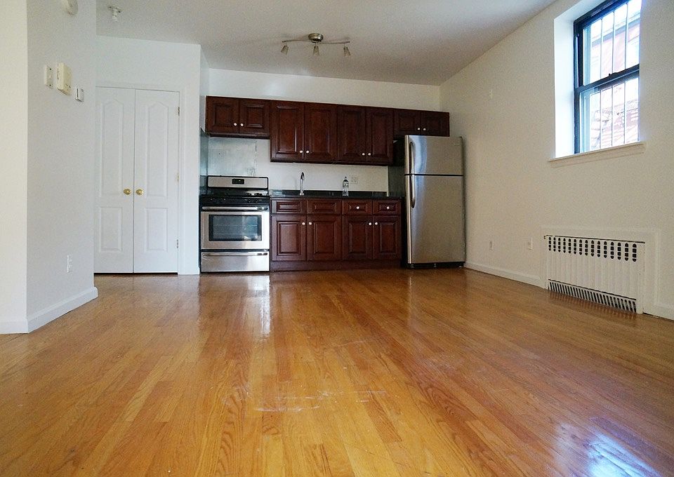 1st image of 863 Hancock St #2A