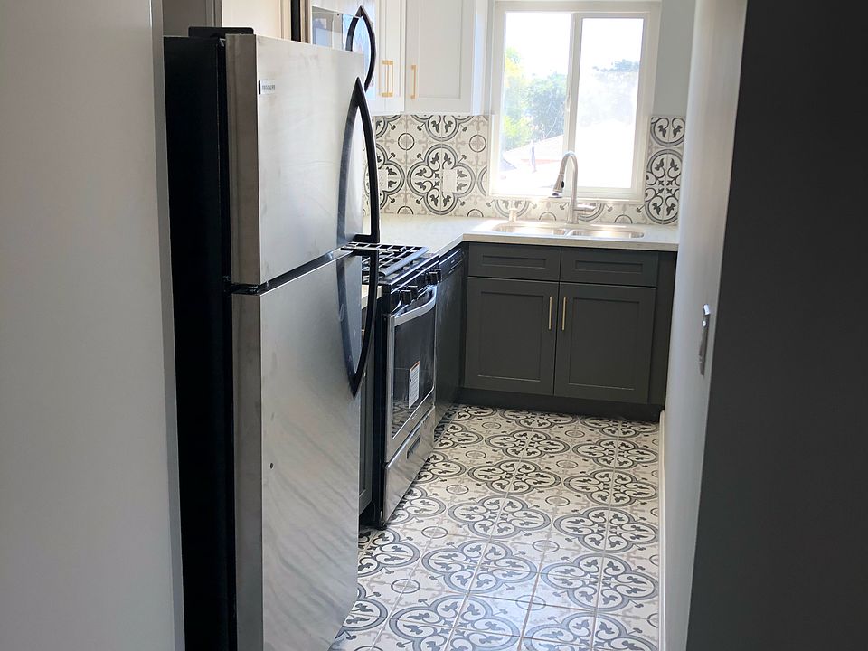 1st image of 4323 Perlita Ave APT 16