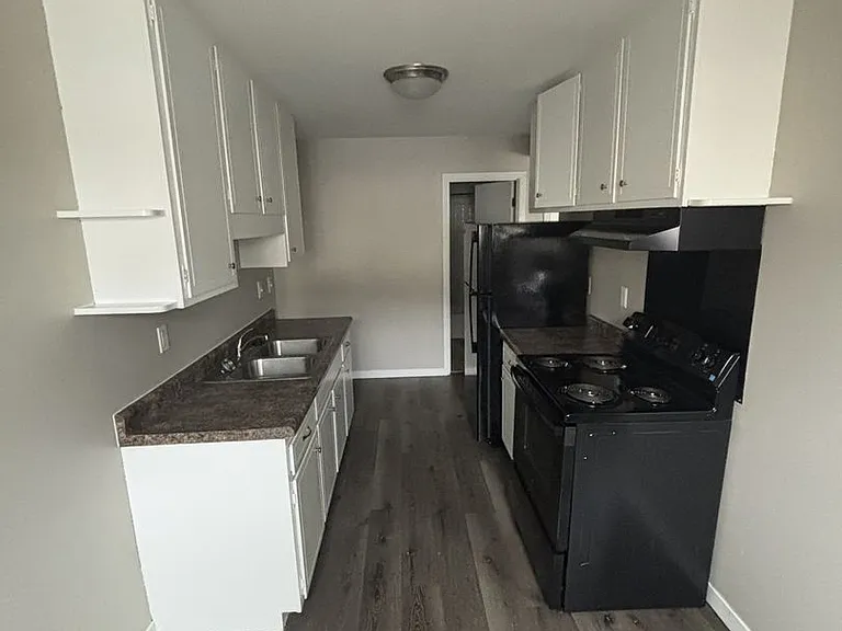 Live at The Oaks of West Saint Paul | Spacious & Comfortable Living — Photo 29