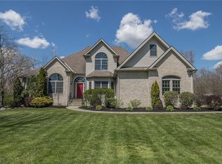 6499 Grafton Rd, Valley City, OH 44280