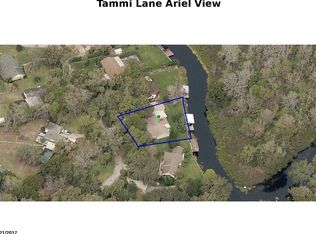 28108 Tammi Dr, Tavares, FL 32778