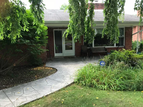 2806 Abilene Dr, Chevy Chase, MD 20815