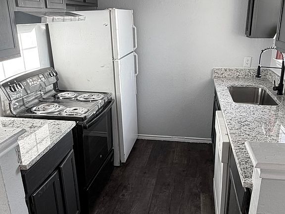 2nd image of 320 S Center St #101