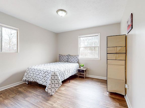 3rd image of 2014 Winmar Ln