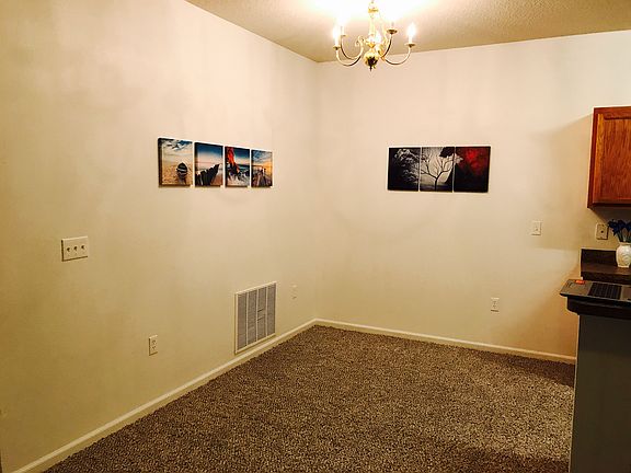5th image of 3462 Drew St