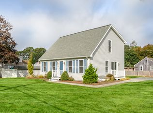 280 Barlows Landing Rd, Bourne, MA 02532