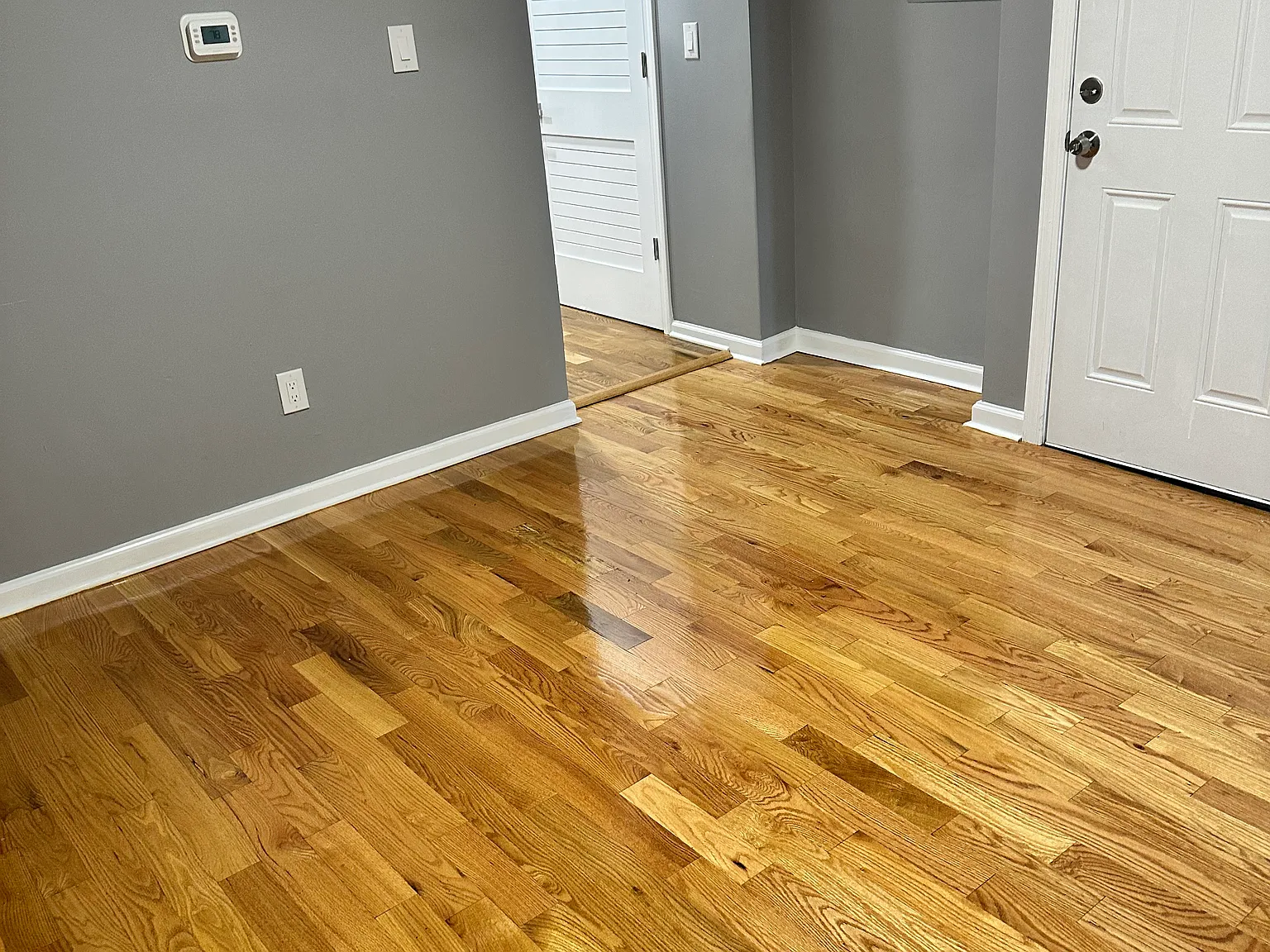 3 bed, 900 sqft, $2,500 — Photo 4