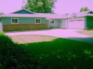 1181 N Quince Ave, Upland, CA 91786