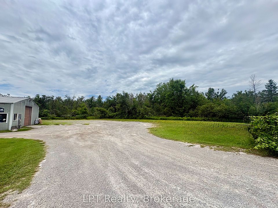 2nd image of 87 Killarney Bay Rd