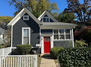 (Undisclosed Address), Evanston, IL 60201