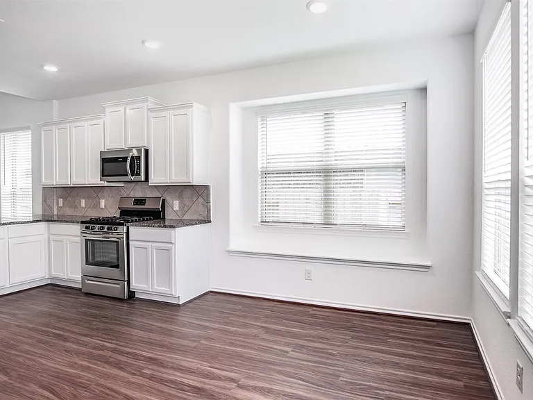 23741 Woodgreen Terrace Dr — Photo 13