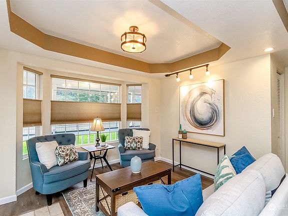 5th image of 10406 Ainsworth Avenue S