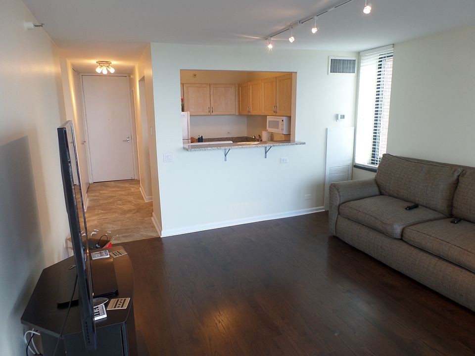 1st image of 3660 N Lake Shore Dr APT 4204
