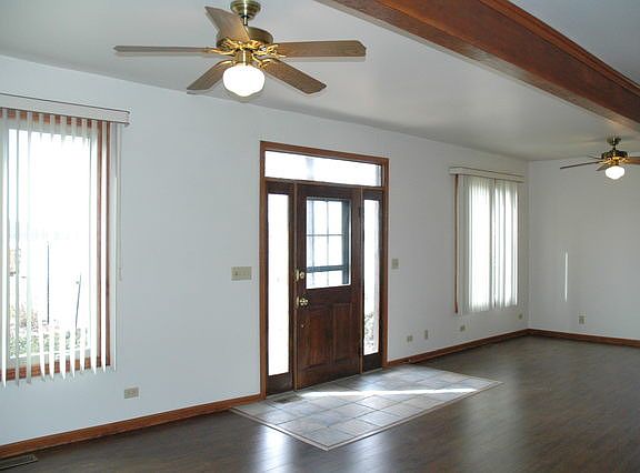2nd image of 25337 W Richmond Ave