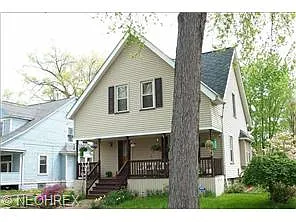 424 Olive Ave NE photo 1