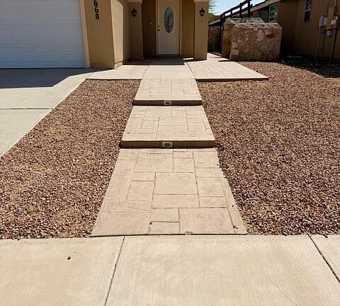 2nd image of 14668 Jesus Almeida Ave