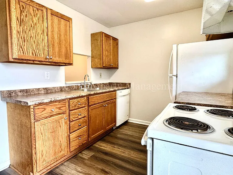 315 S Dudley St #1 — Photo 7