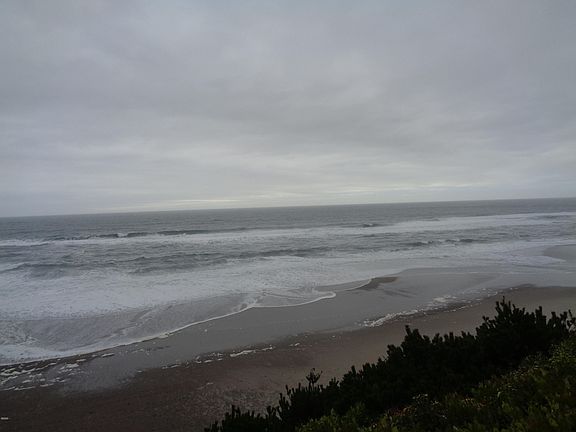 4th image of 7245 Neptune Ave
