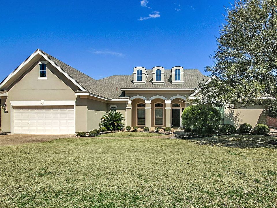 1st image of 29806 Fairway Vista Dr