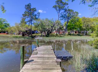 325 Seewee Cir, Mount Pleasant, SC 29464