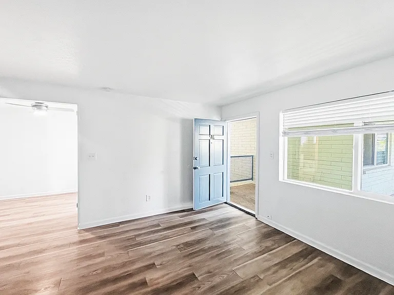 2417 E Campbell Ave #9B — Photo 10