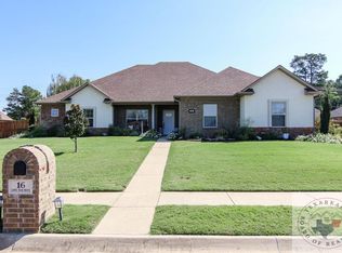 16 Lone Star Pkwy, Texarkana, TX 75503