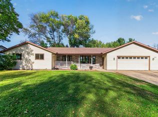 401 Shady Ln, Nya, MN 55397