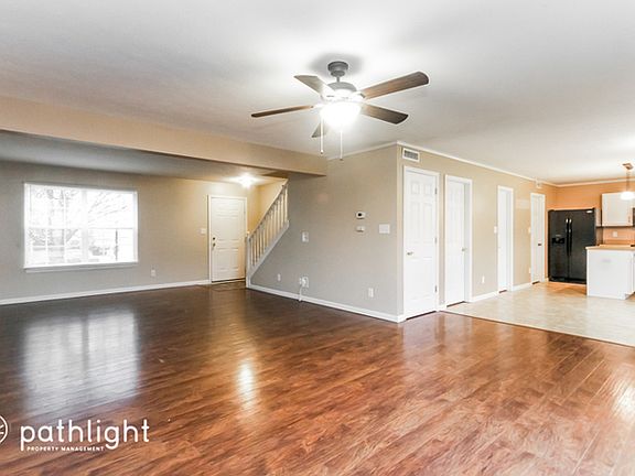 3rd image of 14985 Deertrail Dr