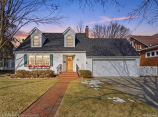 306 W Main St, Northville, MI 48167