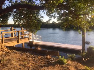 13962 Grand Island Rd, Walnut Grove, CA 95690