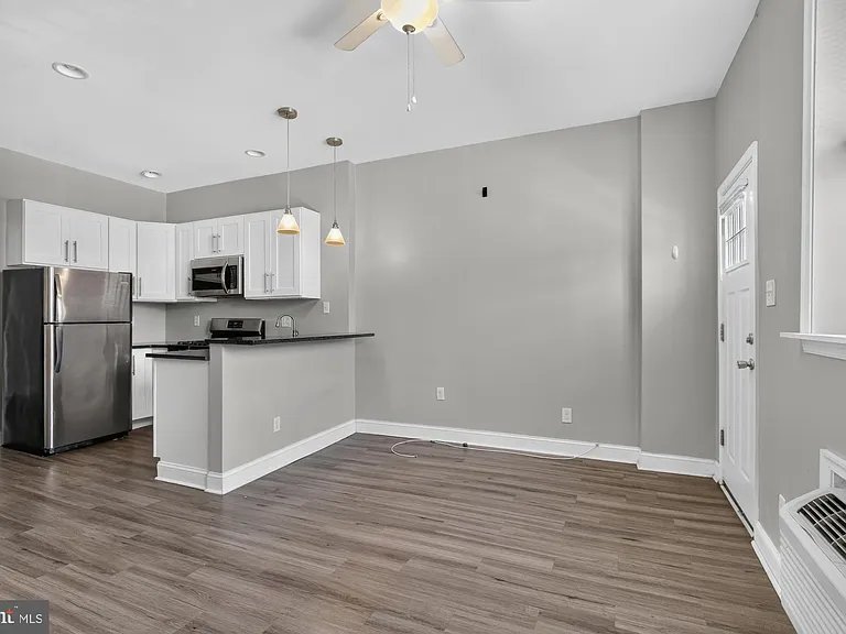 3127 Cedar St #1F — Photo 7