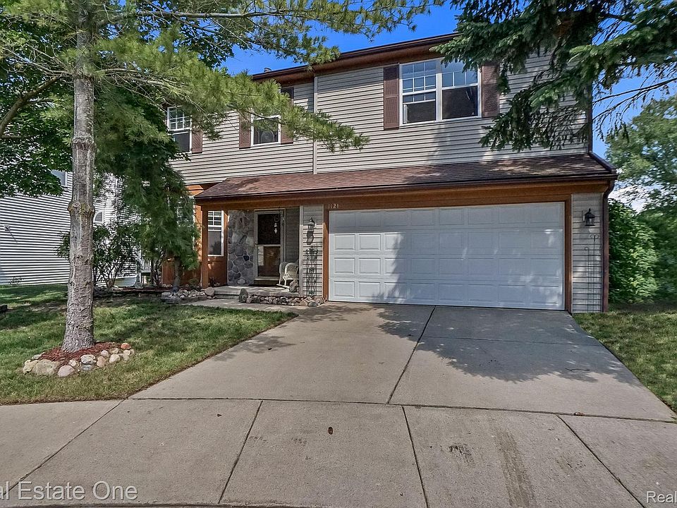 1st image of 1121 Princeton Dr