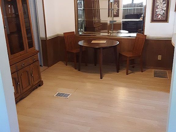 3rd image of 10403 Barbarosa Cir