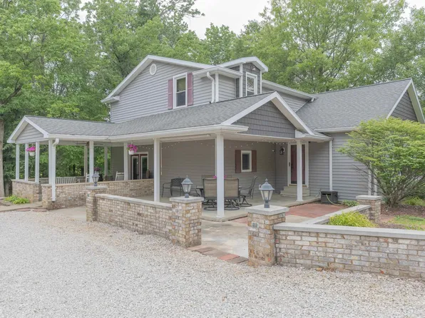 1688 Mount Gilead Rd, Boonville, IN 47601