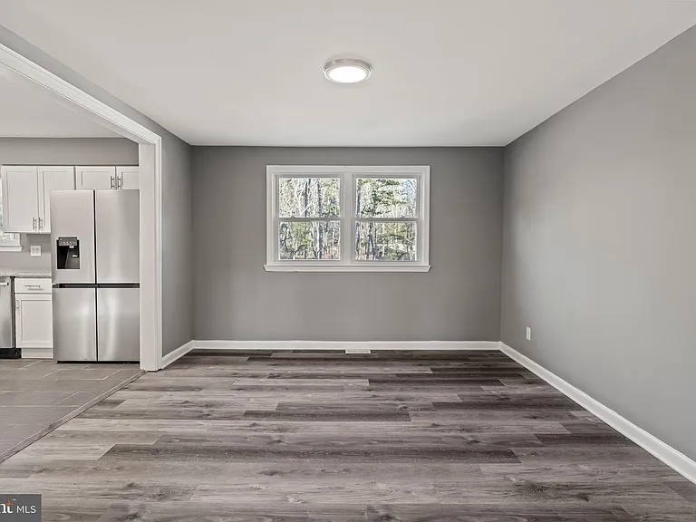 2344 Fernwood Ave — Photo 11