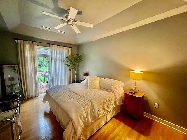 4896 Highlands Pl — Photo 11
