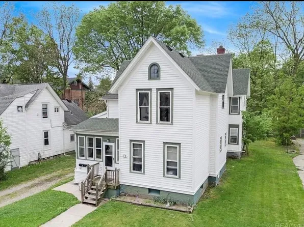 15 Washington St Unit 2, Mount Clemens, MI 48043