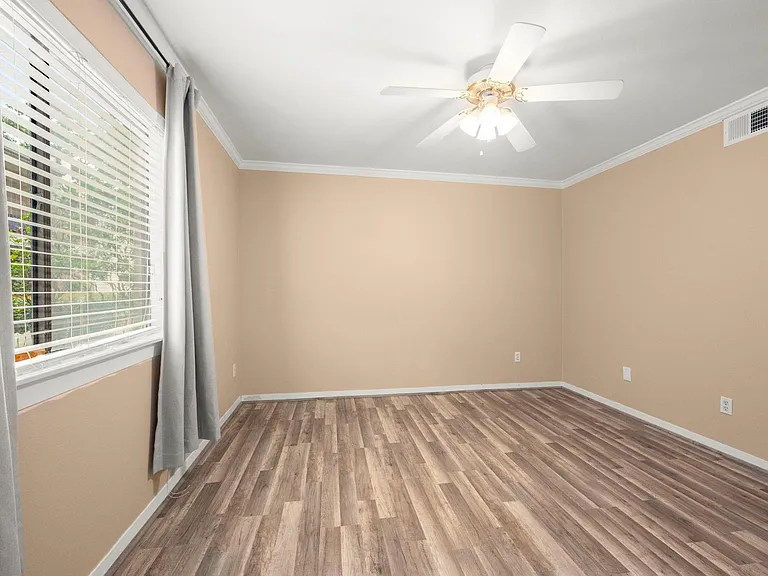 3500 Tangle Brush Dr #102 — Photo 9