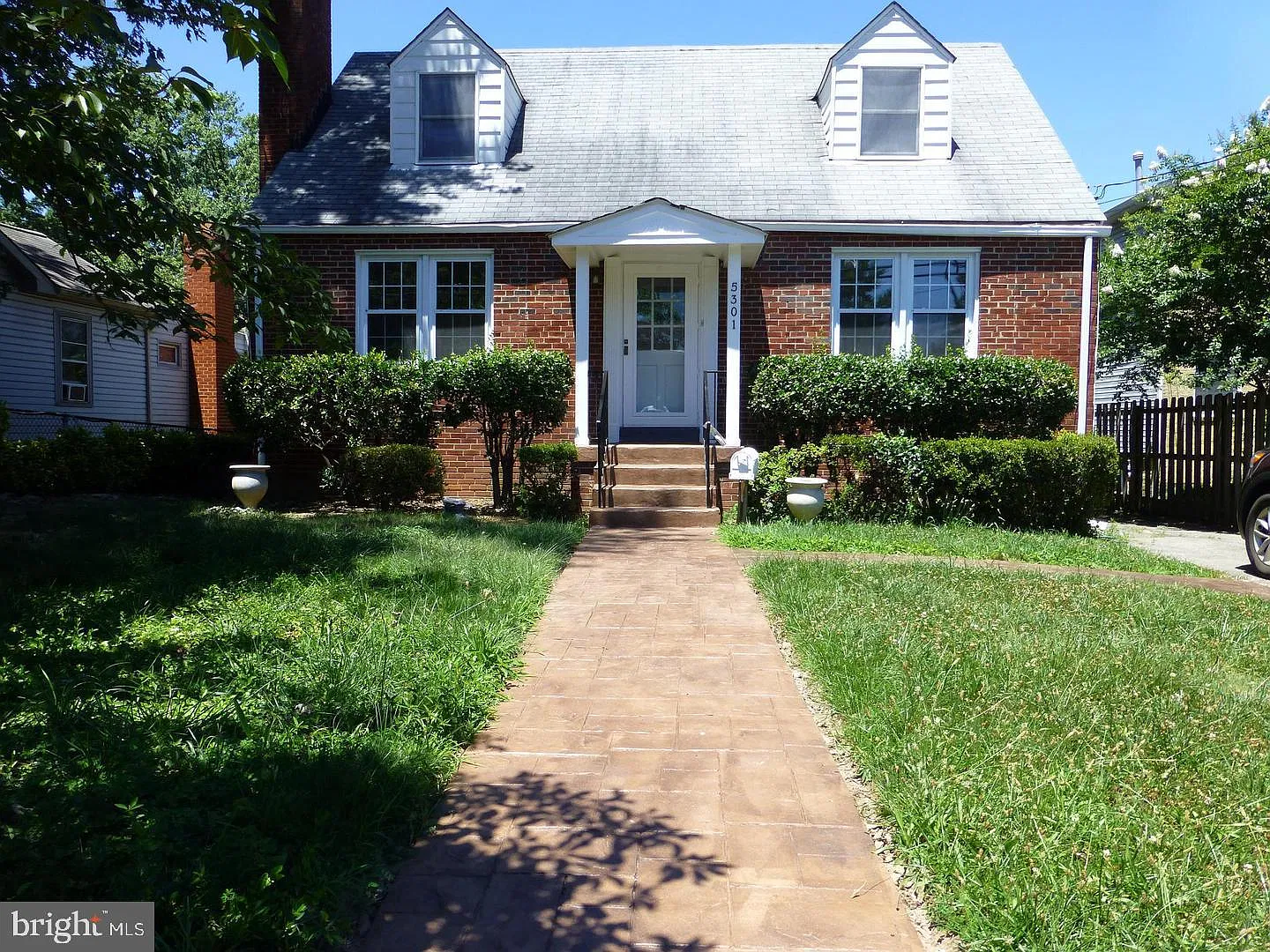 3 bed, 3.0 bath, 1650 sqft, $3,700 — Photo 1