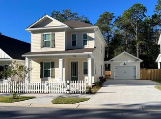 713 Reindeer Rd, Niceville, FL 32578