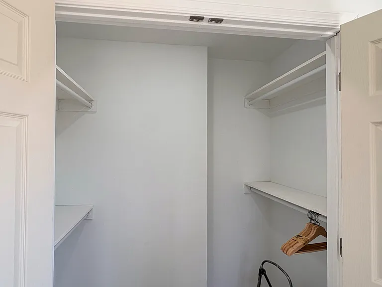 2401 Kensington Ave #1 — Photo 10