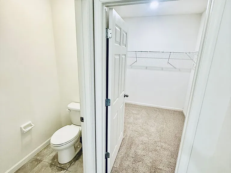 465 Sorrento Dr — Photo 18