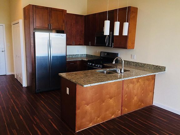 3rd image of 1518 119th St Unit 203