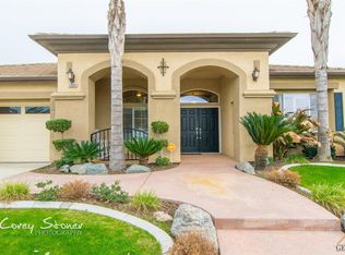 12605 Monterey Beach Dr, Bakersfield, CA 93311