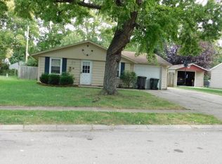 220 Tulip Dr, West Carrollton, OH