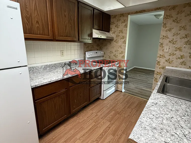 7322 Noble St #4-1 — Photo 11